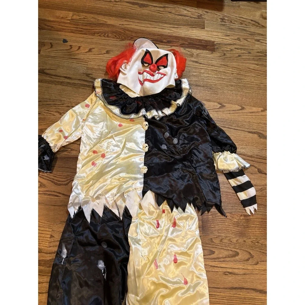 Halloween Carnival Nightmare Clown Outfit and‎ Mask Large 12-14 Glow In The Dark